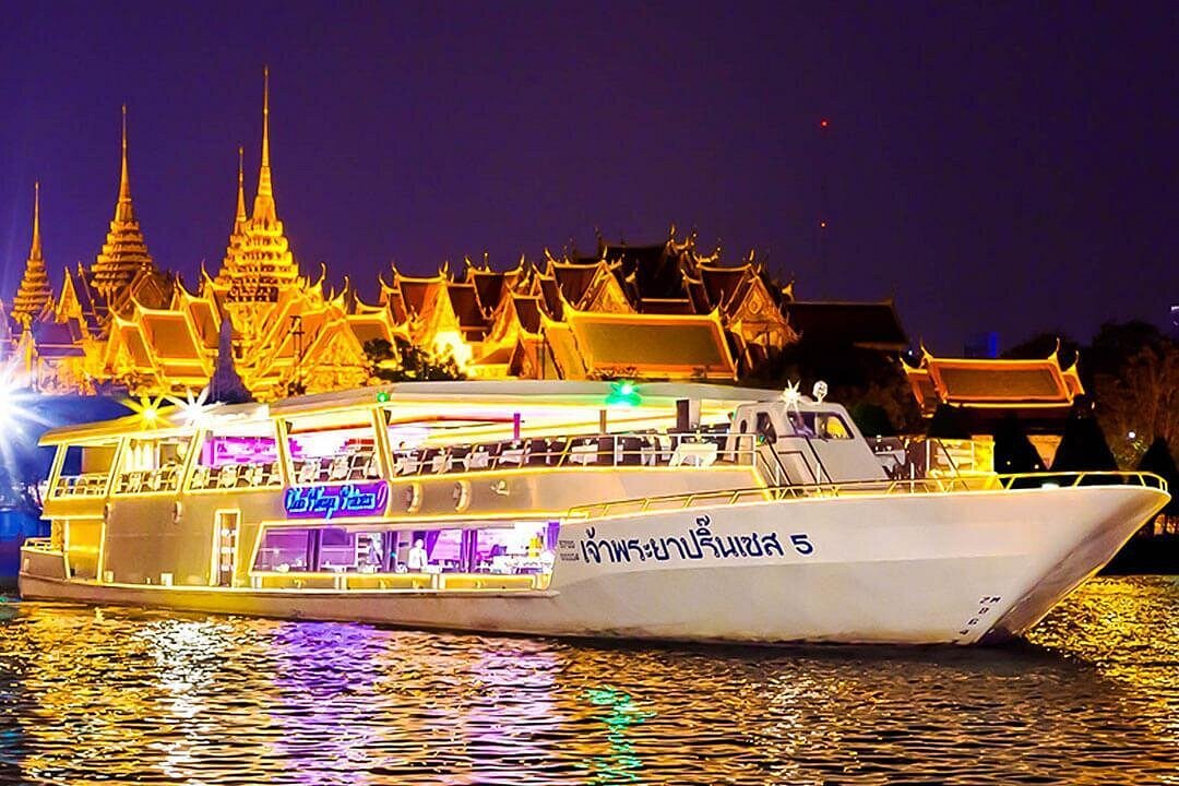 Chaopraya Dinner Cruise